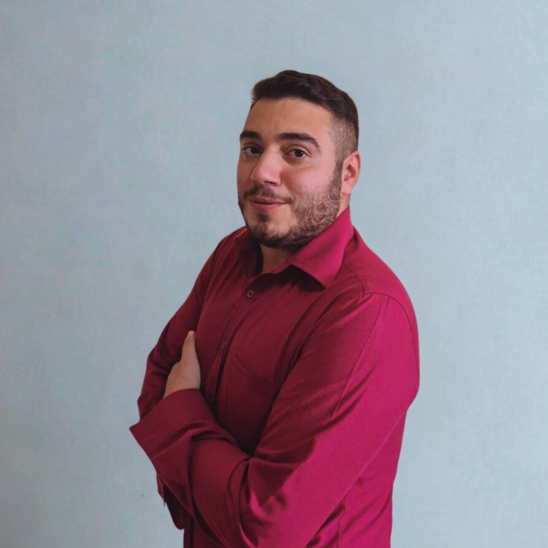 Foto do psicólogo Estevão Ortiz Ribeiro